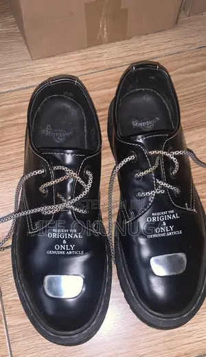 Dr.Martens