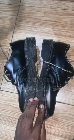 Dr.Martens
