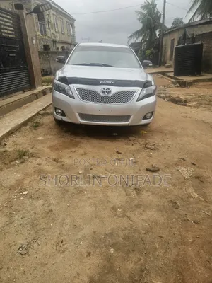 Toyota Camry 2010 Gray