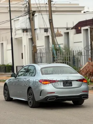 Mercedes-Benz C300 2023 Silver