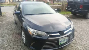 Toyota Camry 2016 Blue