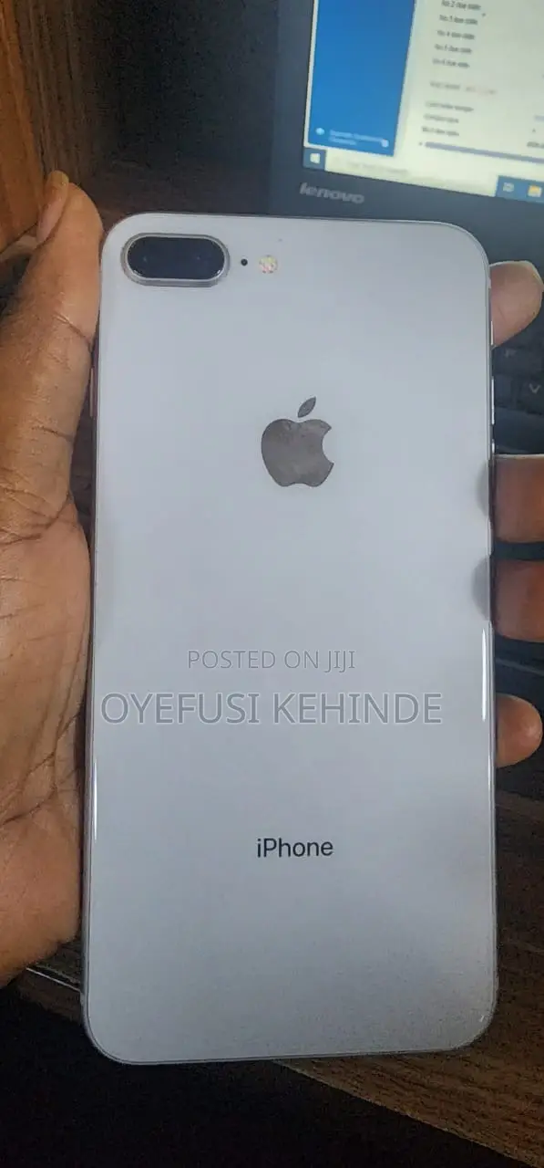 Apple iPhone 8 Plus 64 GB White