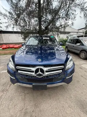 Mercedes-Benz GLE-Class 2018 Blue