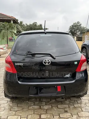 Toyota Yaris 1.3 VVT-i Automatic 2008 Black