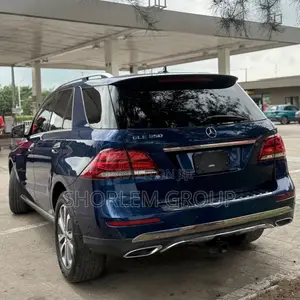 Mercedes-Benz GLE-Class 2018 Blue