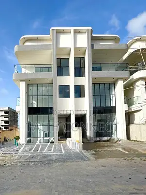 5bdrm Duplex in Lekki Phase 1 for sale