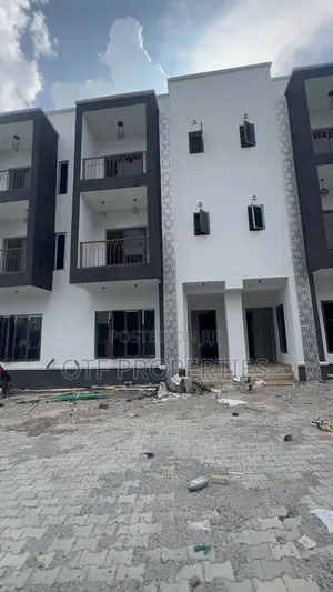 4bdrm Duplex in Jahi Glimore for sale