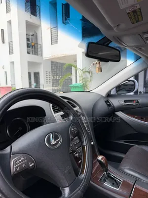 Lexus ES 2012 Silver