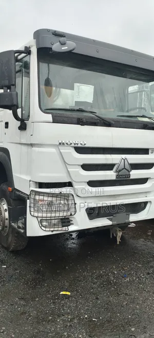10ton 6x4 XCMG Crane Mounted Howo Truck