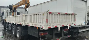 10ton 6x4 XCMG Crane Mounted Howo Truck