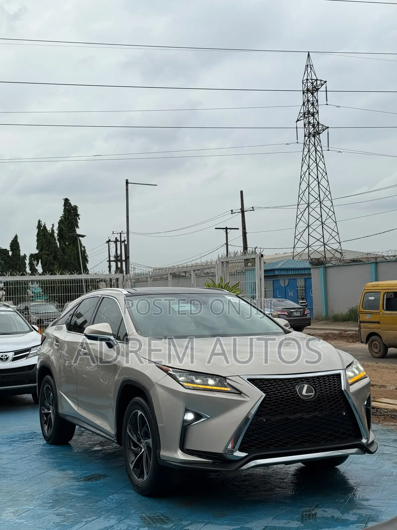 Lexus RX 350 AWD 2016 Gold