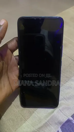 Infinix Hot 12 play 64 GB Blue