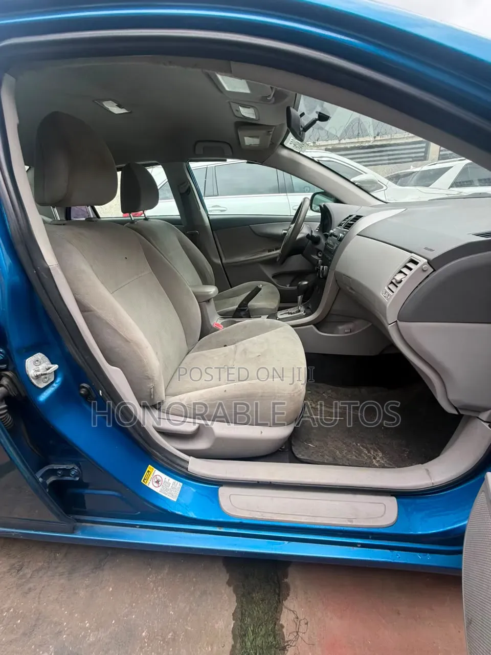 Toyota Corolla 2010 Blue
