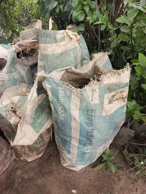 Cow Dung Manure (Plants and Crops)