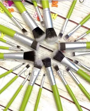 Set of Makeup Brush