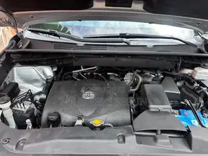 Toyota Highlander 2018 Silver