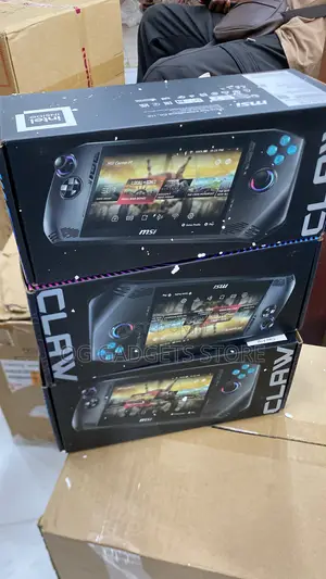 MSI Claw A1M Handheld Gaming PC : 7 “ Window 11