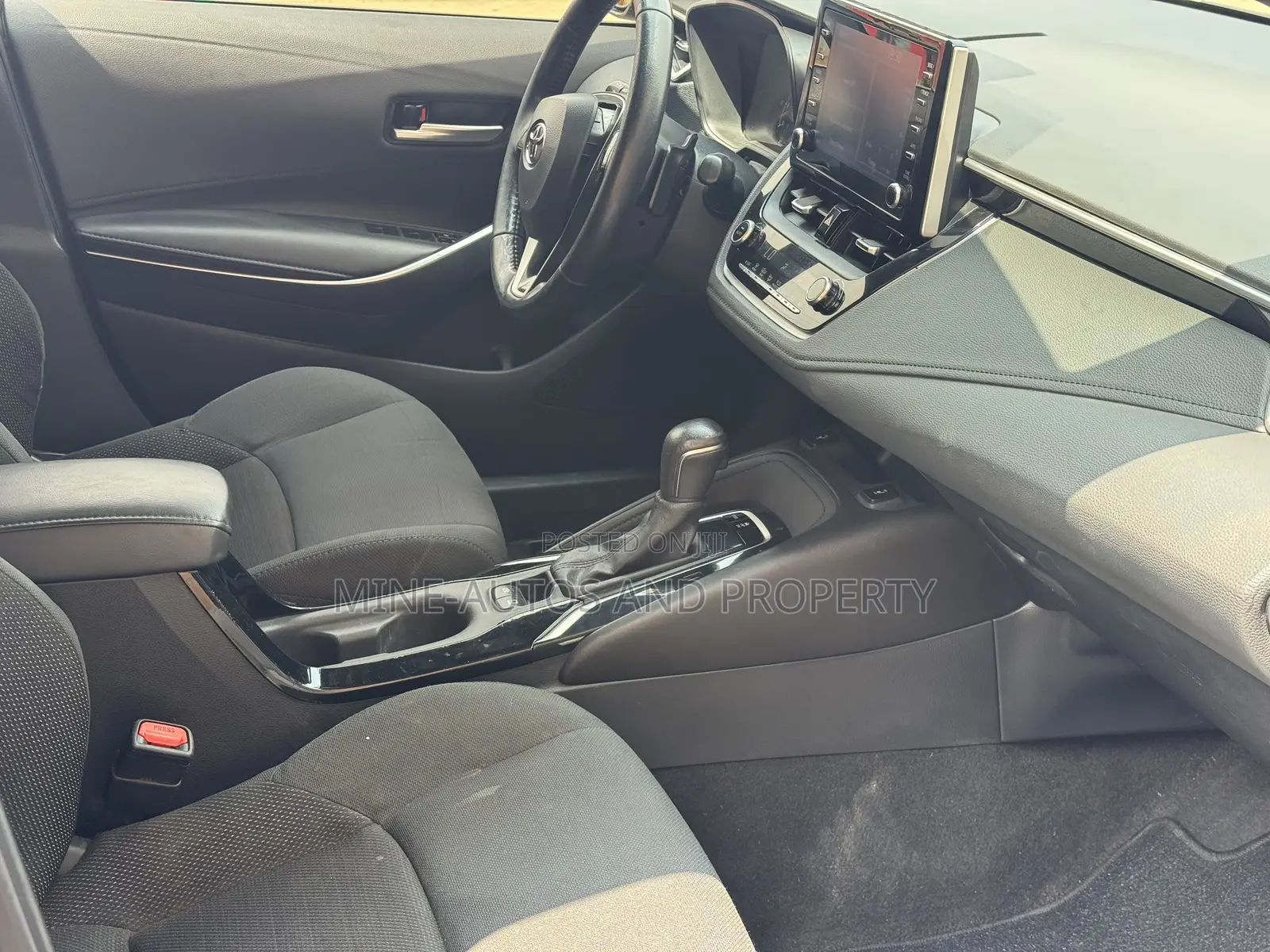 Toyota Corolla SE 2021 Black