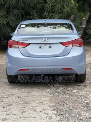 Hyundai Elantra 2012 Blue