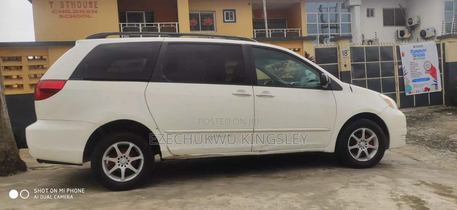 Toyota Sienna 2005 White