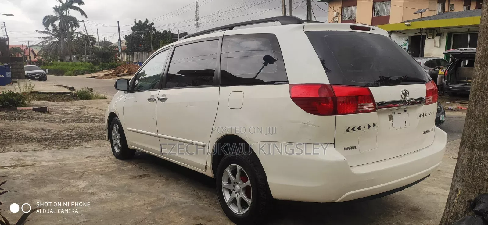 Toyota Sienna 2005 White