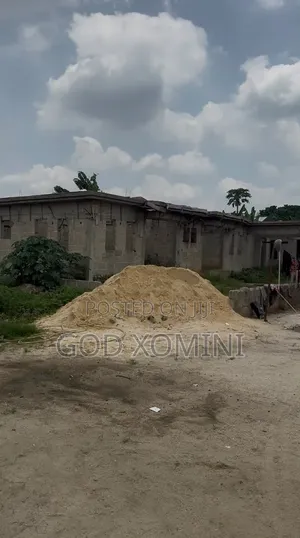 1 Plot at Igwuruta Along the Highway
