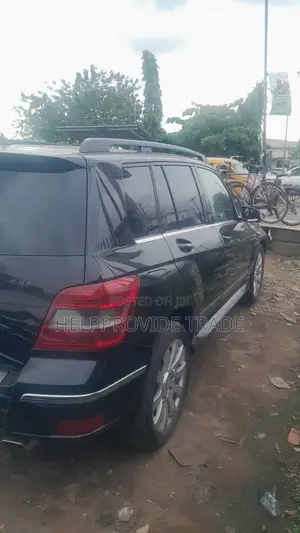Mercedes-Benz GLK-Class 2010 Black