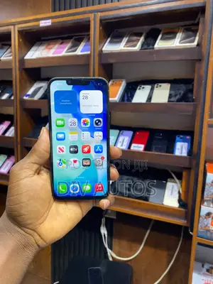 Apple iPhone 13 128 GB Green