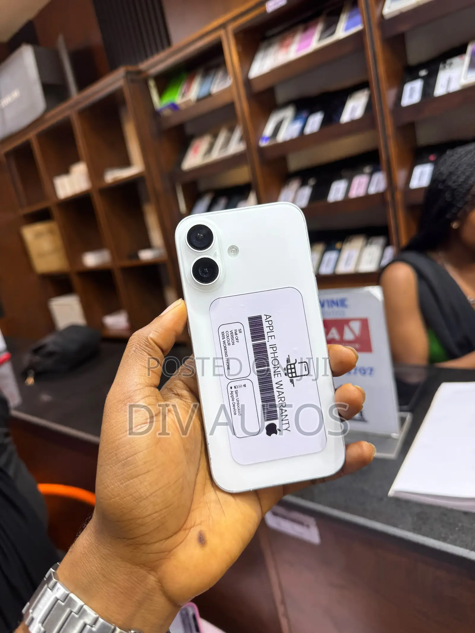 Apple iPhone 16 128 GB White