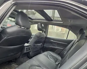 Toyota Camry XLE FWD (2.5L 4cyl 8AM) 2018 Gray