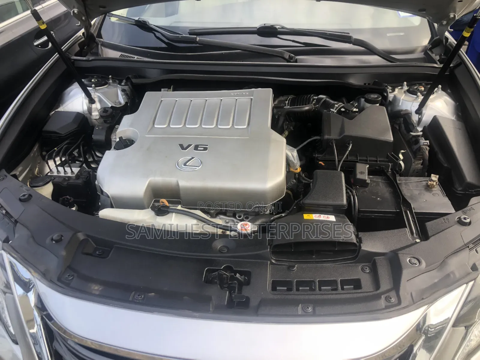 Lexus ES 2017 Silver