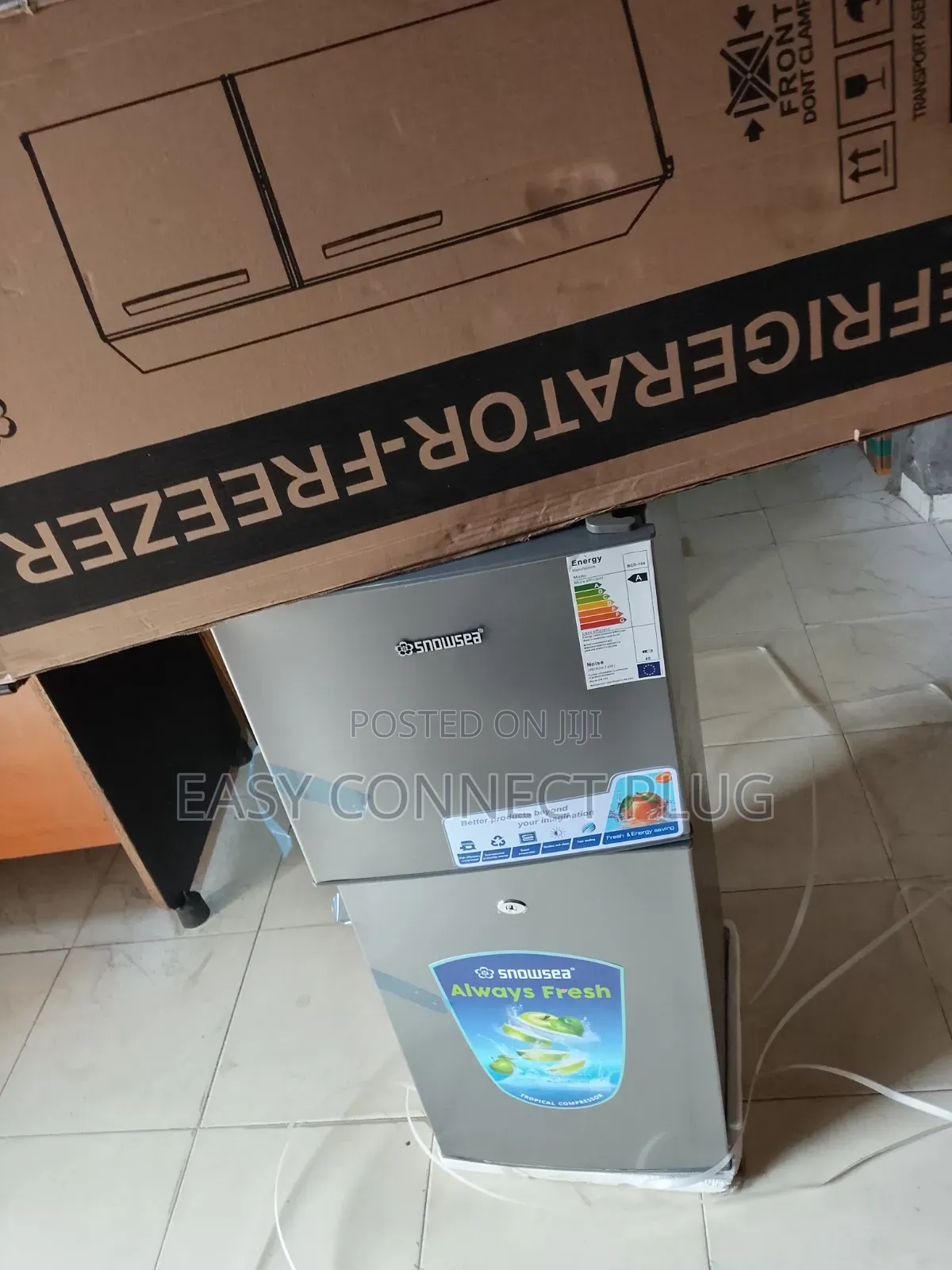 Snowsew 120 Liters Refrigerator (Silver).