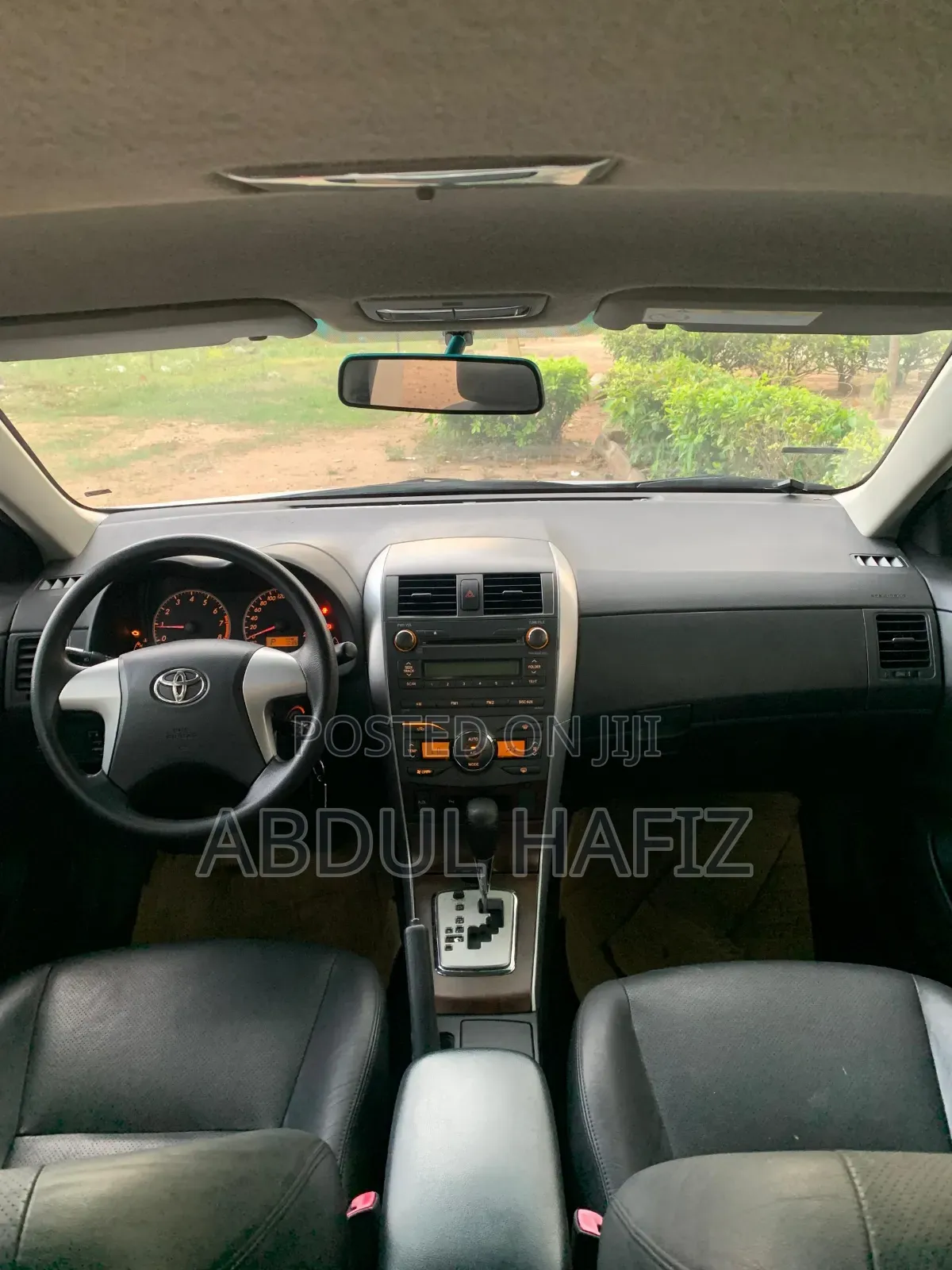 Toyota Corolla 2010 Silver