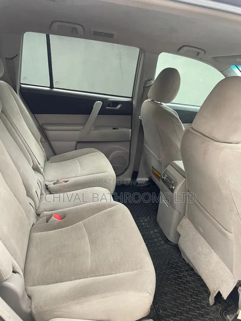 Toyota Highlander 2012 Gray