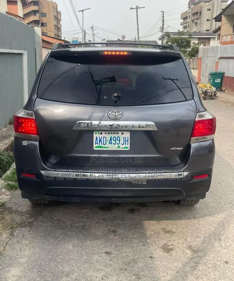 Toyota Highlander 2012 Gray