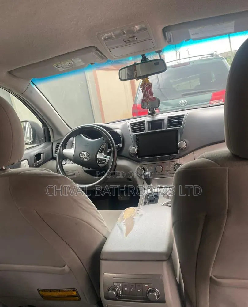 Toyota Highlander 2012 Gray
