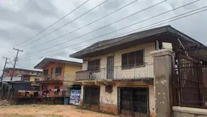 3bdrm Block of Flats in Benin City for sale
