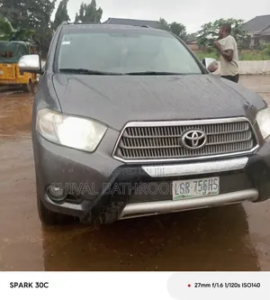 Toyota Highlander 2009 Gray
