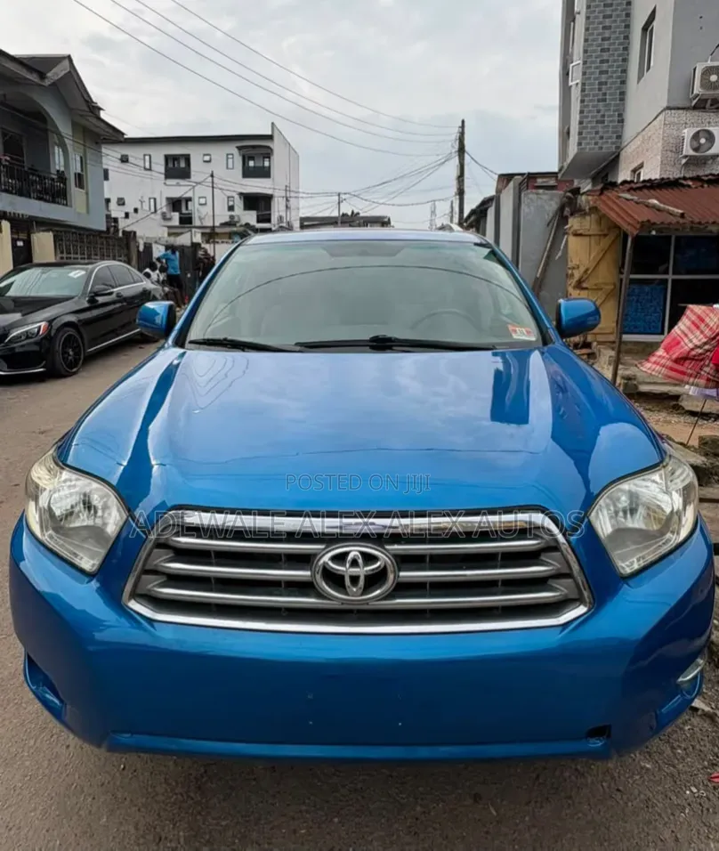 Toyota Highlander 2010 Blue