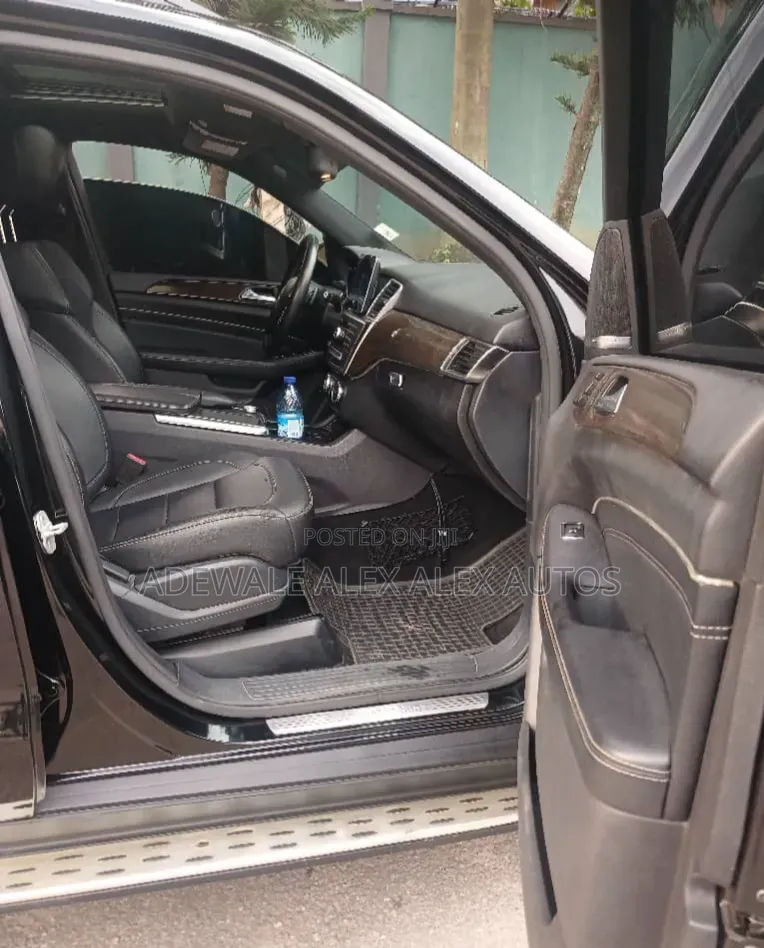 Mercedes-Benz M Class 2015 Black