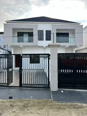 4bdrm Duplex in Ologolo for sale