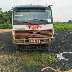 Volvo Fl6 Lorry 8 Bolt
