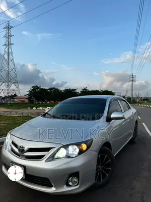 Toyota Corolla LE 4dr Sedan (1.8L 4 cyl 4A) 2009 Silver