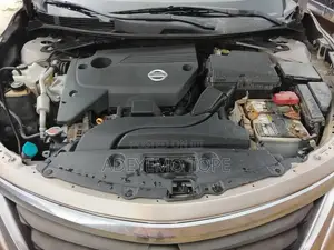 Nissan Altima 2015 Gold