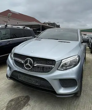Mercedes-Benz GLE-Class 2016 Blue