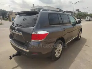 Toyota Highlander 2012 Gray