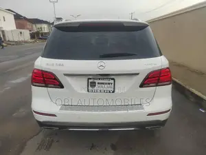 Mercedes-Benz GLE-Class 2017 White