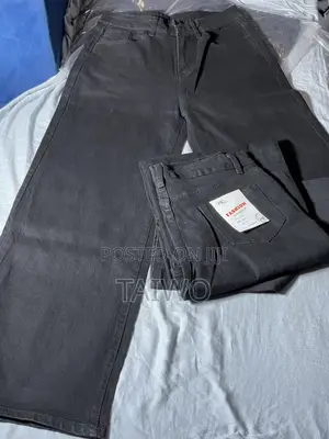 Stretchy Straight Jean