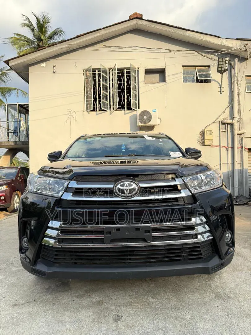 Toyota Highlander 2016 Black