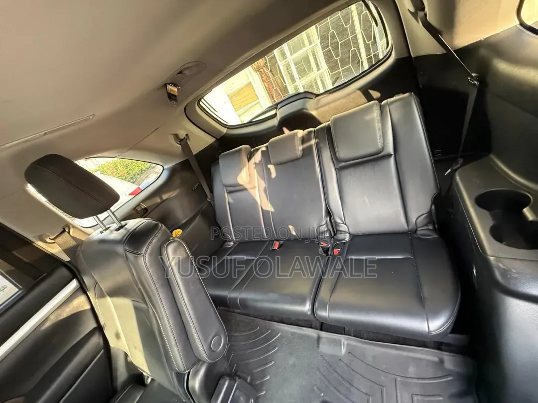 Toyota Highlander 2016 Black